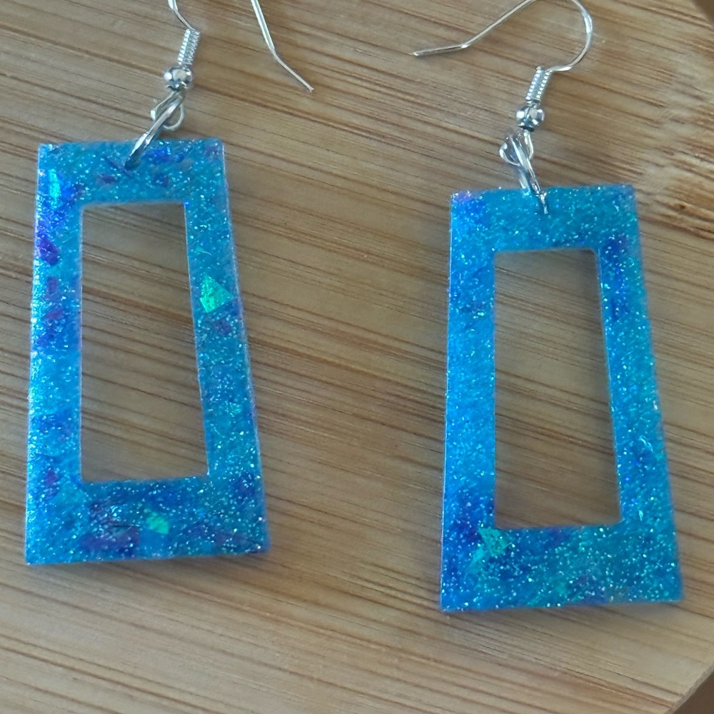 Sparkling Blue Raspberry Lemonade Retro Earrings - Picture 5 of 6